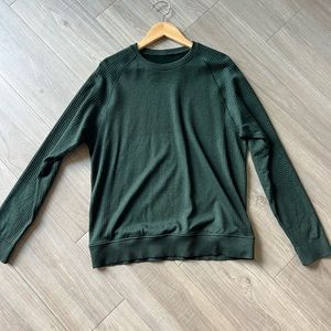 Lululemon Engineered Warmth Crew in medium
